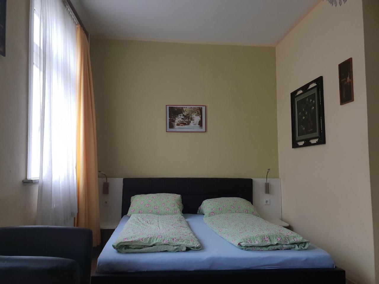 Hotel Alte Post Бад-Зоден-Аллендорф Экстерьер фото