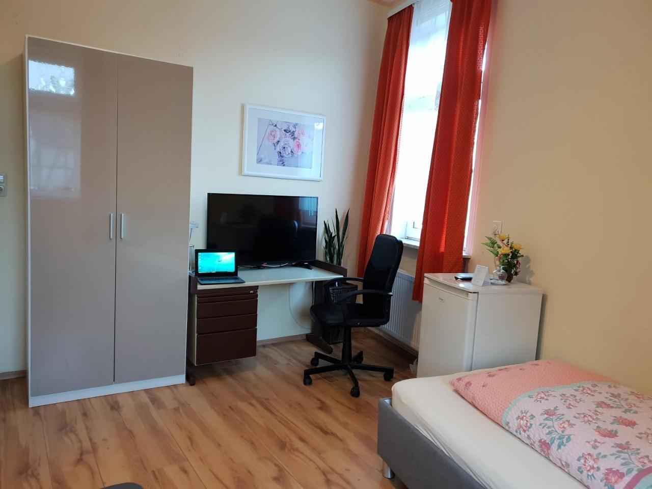 Hotel Alte Post Бад-Зоден-Аллендорф Экстерьер фото