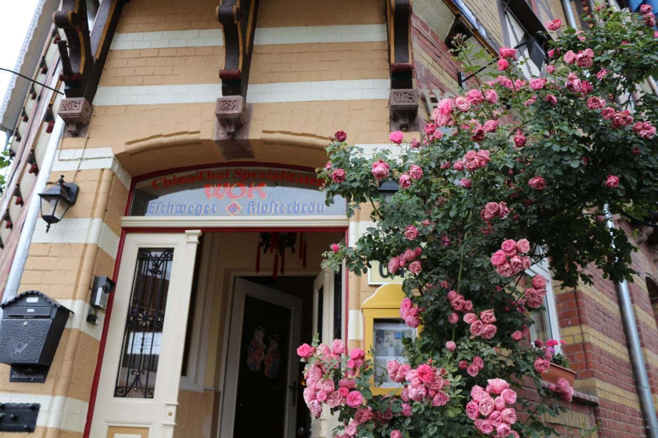 Hotel Alte Post Бад-Зоден-Аллендорф Экстерьер фото